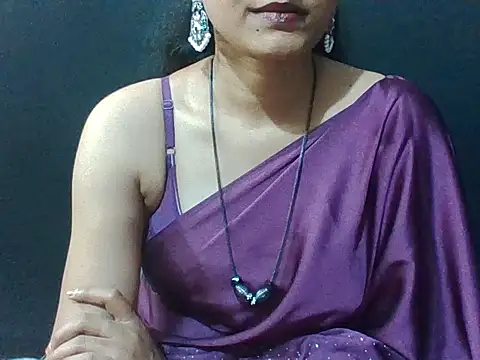 Snapshot of sugandha_bhabhi chatting on 10.26.25 sugandha bhabhi online show from 10.26.25