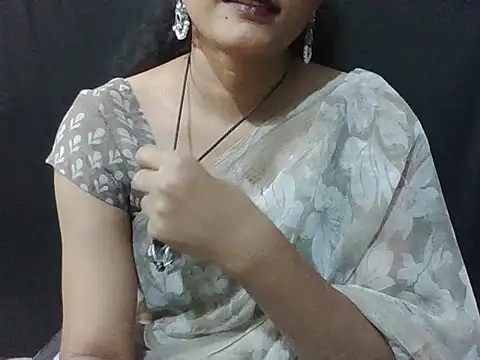 Snapshot of sugandha_bhabhi chatting on 12.03.25 sugandha bhabhi online show from 12.03.25