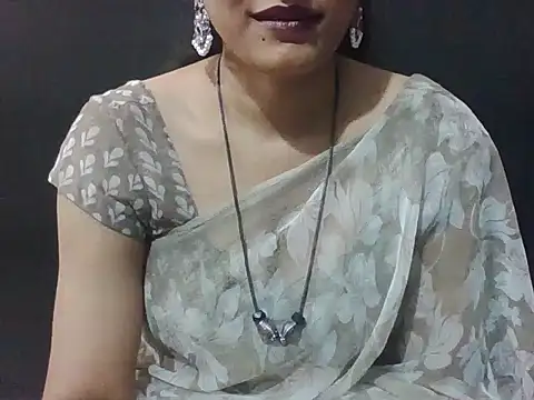 Snapshot of sugandha_bhabhi chatting on 01.18.26 sugandha bhabhi online show from 01.18.26