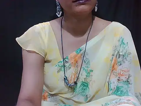 Snapshot of sugandha_bhabhi chatting on 02.09.26 sugandha bhabhi online show from 02.09.26