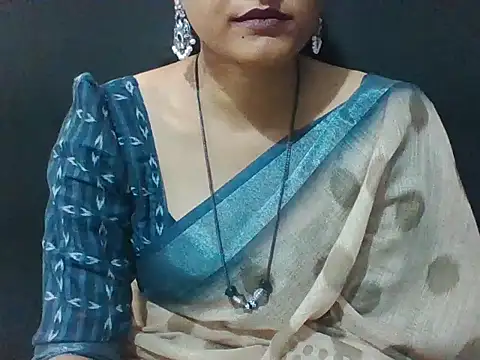 Snapshot of sugandha_bhabhi chatting on 02.10.26 sugandha bhabhi online show from 02.10.26