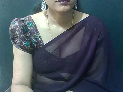 Snapshot of sugandha_bhabhi chatting on 05.29.26 sugandha bhabhi online show from 05.29.26