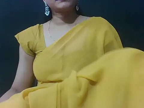 Snapshot of sugandha_bhabhi chatting on 05.30.26 sugandha bhabhi online show from 05.30.26