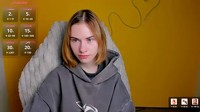 Snapshot of Fiona_Night chatting on 02.10.26 Fiona Night online show from 02.10.26