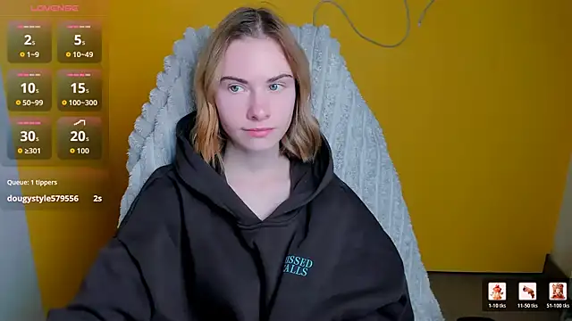 Snapshot of Fiona_Night chatting on 02.11.26 Fiona Night online show from 02.11.26