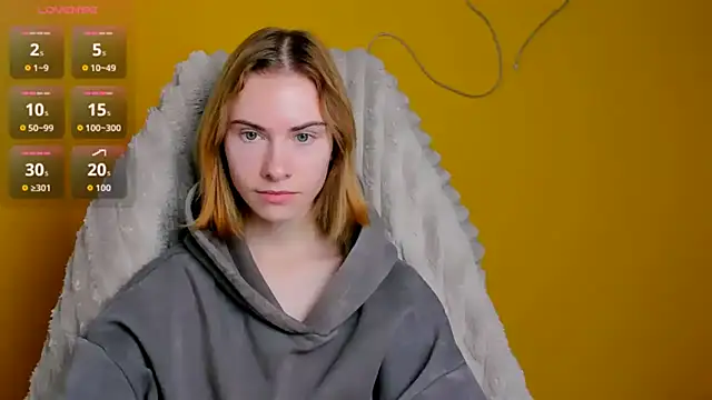 Snapshot of Fiona_Night chatting on 02.13.26 Fiona Night online show from 02.13.26