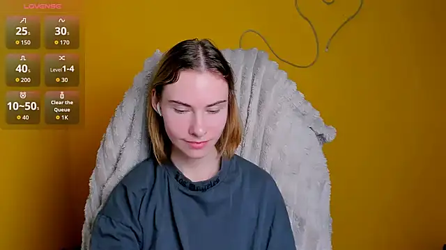 Snapshot of Fiona_Night chatting on 02.15.26 Fiona Night online show from 02.15.26