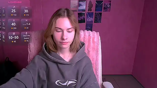 Snapshot of Fiona_Night chatting on 02.23.26 Fiona Night online show from 02.23.26