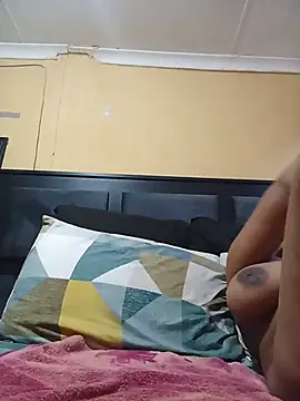 JuicyMilkyTizzy online show from 05.23.26