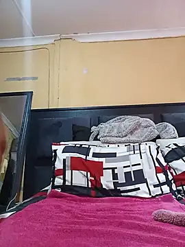 JuicyMilkyTizzy online show from 06.08.26