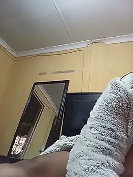 JuicyMilkyTizzy online show from 06.27.26
