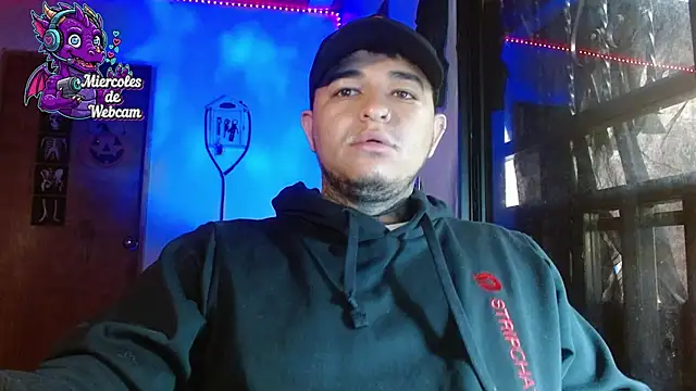 Snapshot of Strip_Classes_Col chatting on 10.29.25 Strip Classes Col online show from 10.29.25