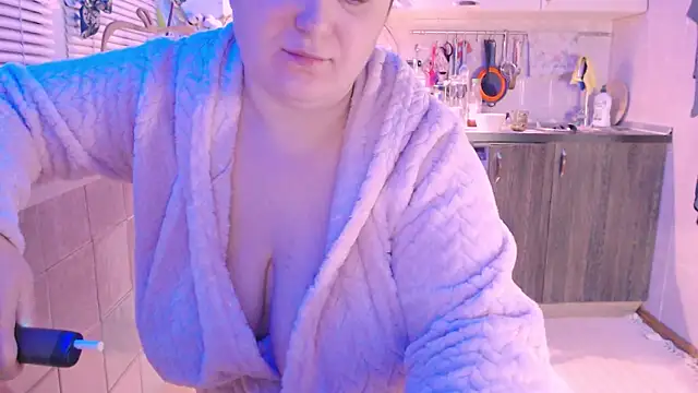 Snapshot of SoftLia chatting on 02.03.25 SoftLia online show from 02.03.25