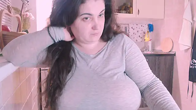 Snapshot of SoftLia chatting on 03.14.25 SoftLia online show from 03.14.25