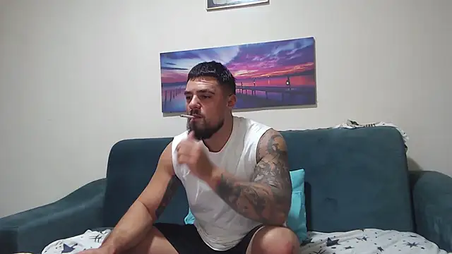 Tiberius hunk online show from 10.18.25