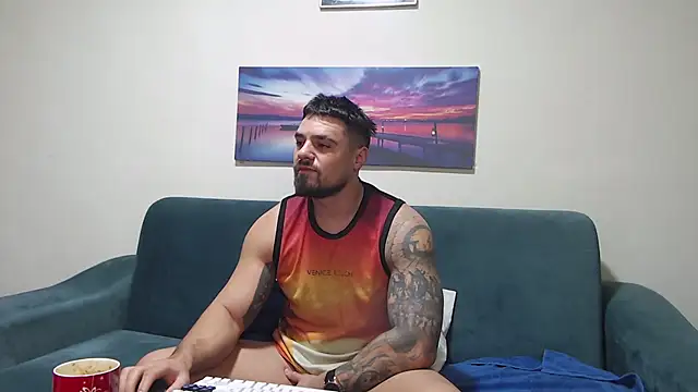 Tiberius hunk online show from 12.02.25