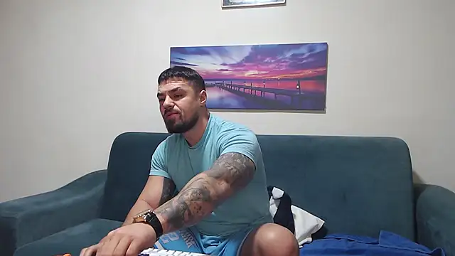 Tiberius hunk online show from 12.05.25