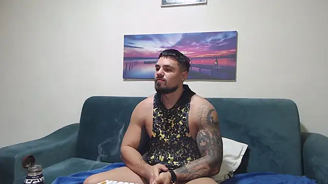 Tiberius hunk online show from 12.15.25