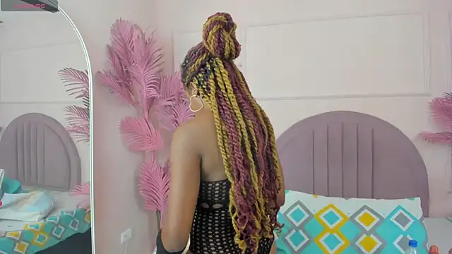 Hanaahquinn online show from 03.19.25