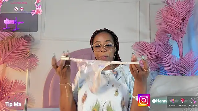 Hanaahquinn online show from 05.06.26