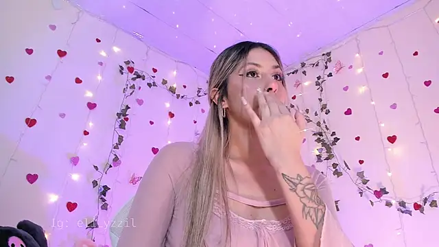 elizabeth jiing online show from 03.08.25