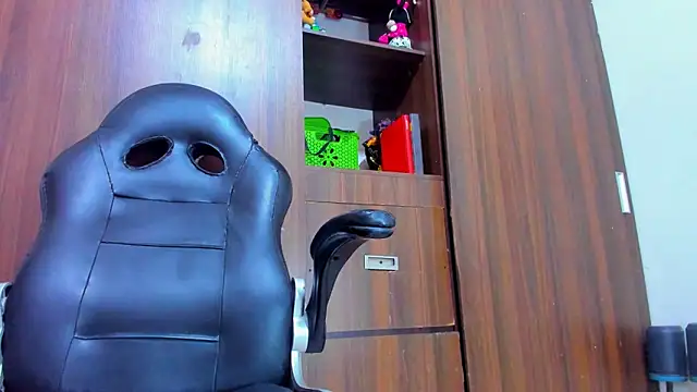 Snapshot of Dreamastercum_ chatting on 06.05.26 Dreamastercum online show from 06.05.26