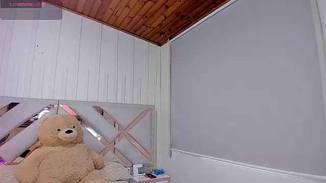 Snapshot of CRAZY-BOY99 chatting on 03.02.25 CRAZY-BOY99 online show from 03.02.25