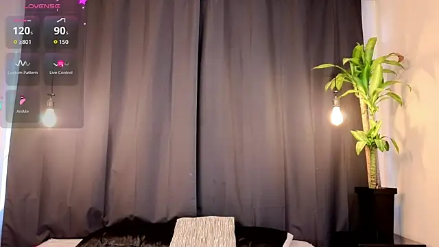 Snapshot of CRAZY-BOY99 chatting on 11.13.25 CRAZY-BOY99 online show from 11.13.25