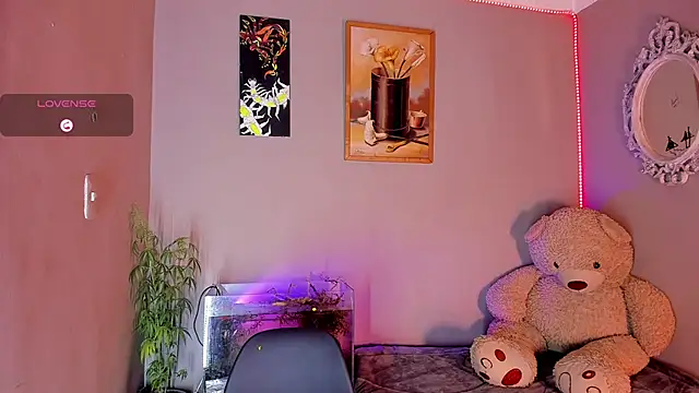 Snapshot of CRAZY-BOY99 chatting on 11.23.25 CRAZY-BOY99 online show from 11.23.25