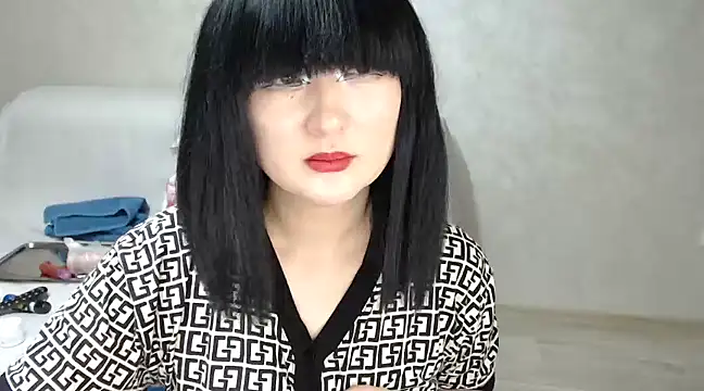 Snapshot of Sweet_Yoon chatting on 12.06.24 Sweet Yoon online show from 12.06.24