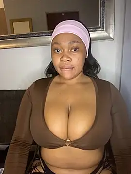 CuteSexyBoobz online show from 11.21.25