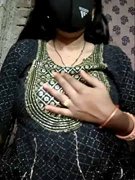 Snapshot of Sexyradha_ chatting on 04.18.26 Sexyradha online show from 04.18.26