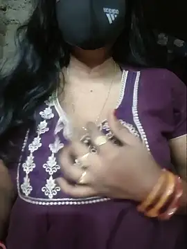 Snapshot of Sexyradha_ chatting on 05.12.26 Sexyradha online show from 05.12.26