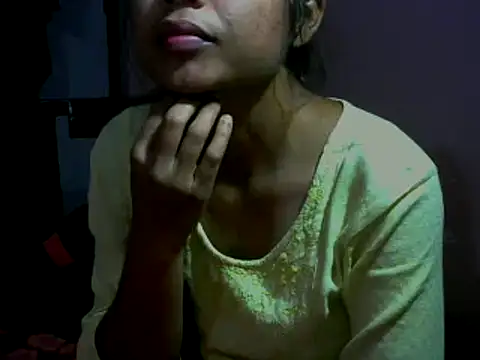 Snapshot of mayra89 chatting on 11.28.25 mayra89 online show from 11.28.25