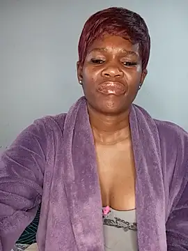 Snapshot of Missvixen81 chatting on 07.20.26 Missvixen81 online show from 07.20.26