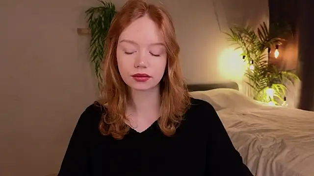 Snapshot of Ckarollina chatting on 03.18.25 Ckarollina online show from 03.18.25