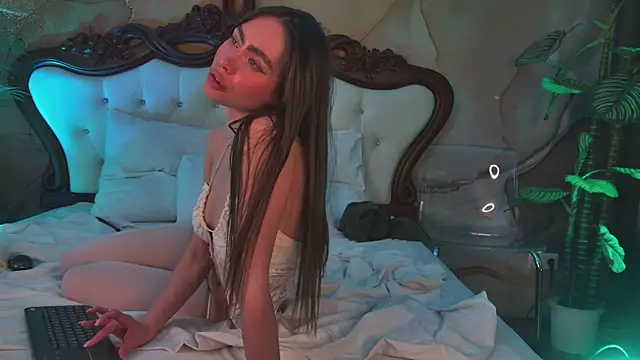 Amanda River online show from 04.30.26