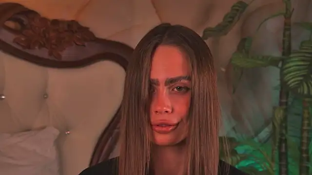 Amanda River online show from 05.10.26