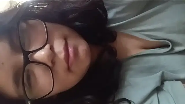 Maferyale online show from 02.04.26