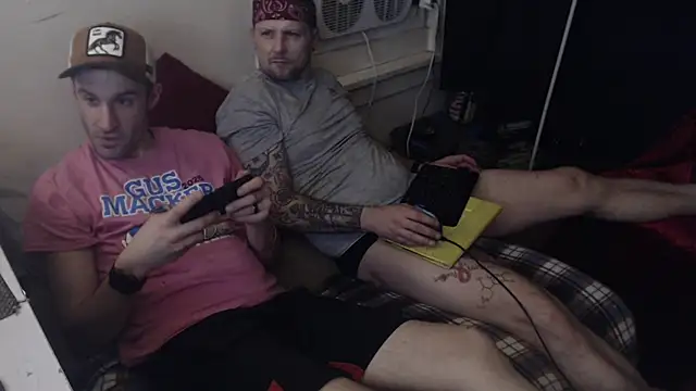 Snapshot of weknowourworth6999 chatting on 03.17.26 weknowourworth6999 online show from 03.17.26