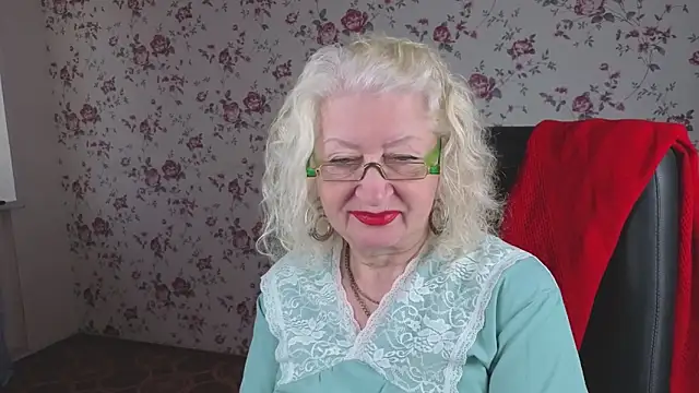 Maya Mayflower online show from 10.10.25