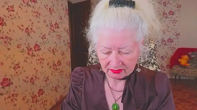 Maya Mayflower online show from 06.05.26