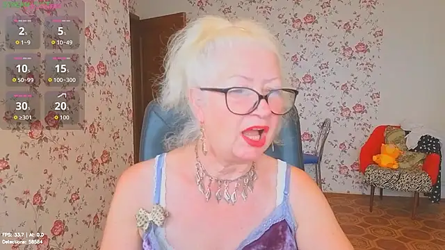 Snapshot of Maya_Mayflower chatting on 07.23.26 Maya Mayflower online show from 07.23.26