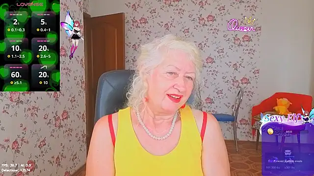 Snapshot of Maya_Mayflower chatting on 08.04.26 Maya Mayflower online show from 08.04.26