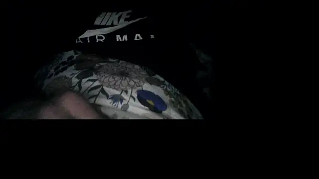 Snapshot of dxmiian chatting on 03.16.25 dxmiian online show from 03.16.25