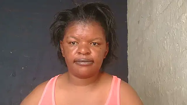 Snapshot of ebony_rose11 chatting on 11.08.25 ebony rose11 online show from 11.08.25