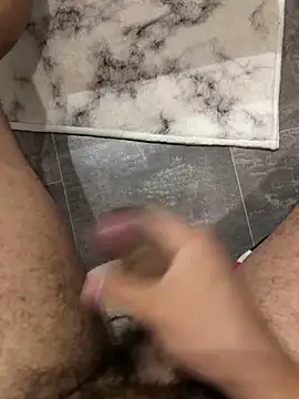 Snapshot of Runstat chatting on 02.13.26 Runstat online show from 02.13.26