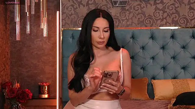Snapshot of Vanessao1 chatting on 06.21.26 Vanessao1 online show from 06.21.26