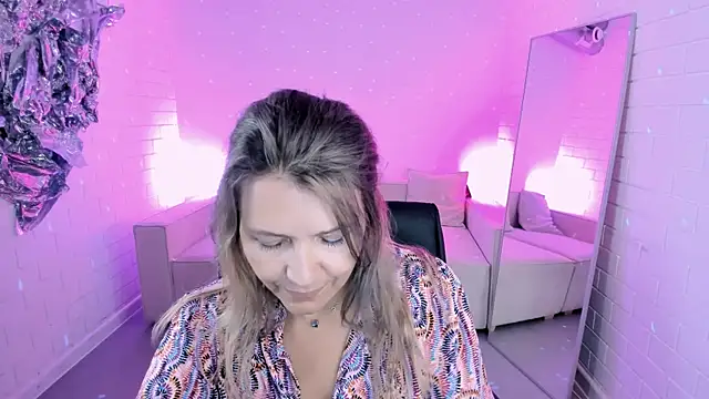 NicoleHitman online show from 06.29.26