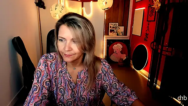 NicoleHitman online show from 07.26.26